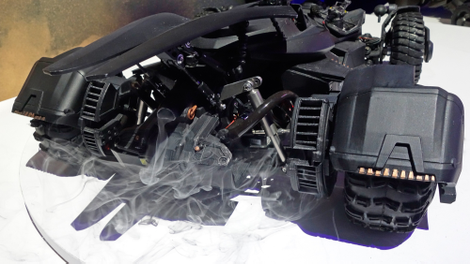 Illustration for article titled This RC Batmobile Has a Real Working Exhaust That Blows Smoke and Our Minds